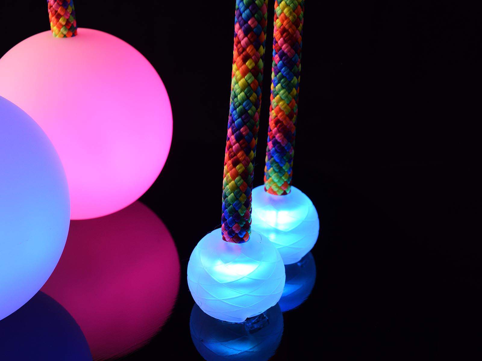 Ultraknob Pro (LED poi knob) LMF props